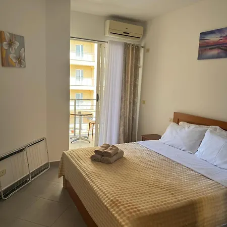 Edi With A Sea View Apartment *