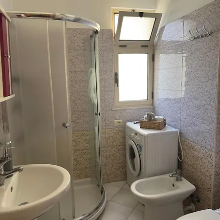 Apartment Edi With A Sea View *